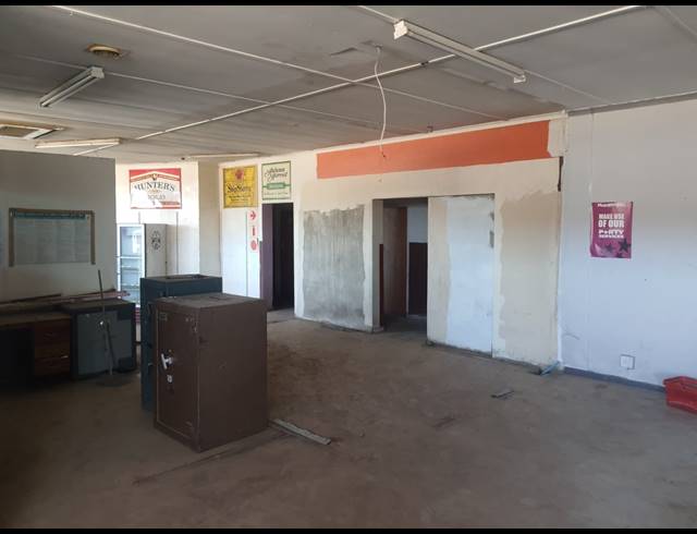 667M² BUILDING FOR SALE IN CANNON HILL